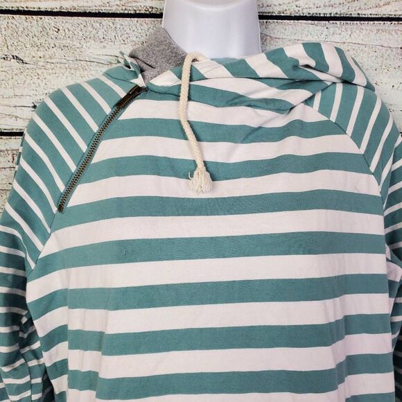 Ampersand Avenue Women’s Hoodie Green White Striped Size L - Picture 2 of 8